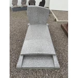 N°8 en granit ROSE LILAS