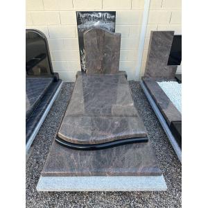 N°17 en granit HIMALAYA MOUNTAIN BLUE NOIR FIN