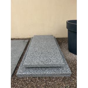 N°25 en granit TARN