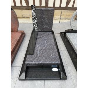 N°10 en granit REGAL BLACK et VIRGIN BLUE