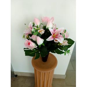 Bouquet de fleurs artificielles